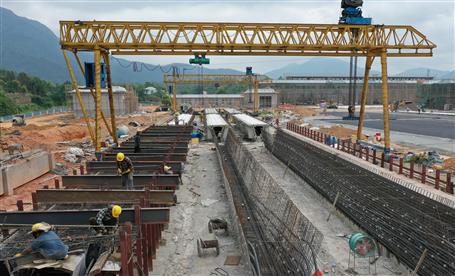 【建設(shè)新“國(guó)門(mén)”·展鐵軍精神】奮力拼 贏未來(lái)