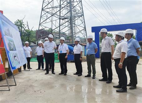 侯立林率隊(duì)到公司項(xiàng)目開(kāi)展2021年上半年質(zhì)量安全綜合大檢查