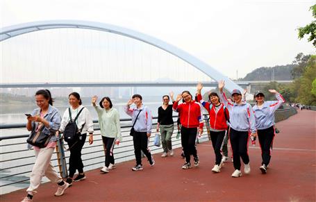 建功新時代 巾幗展風(fēng)采