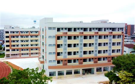 【錨定目標(biāo) 奮力沖刺】冶建桂華分公司柳州市第二十七中學(xué)項(xiàng)目順利通過(guò)竣工驗(yàn)收