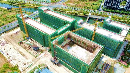 【奮戰(zhàn)三季度 打贏攻堅戰(zhàn)】柳州市明德小學(xué)2#、3#教學(xué)樓主體結(jié)構(gòu)通過驗收